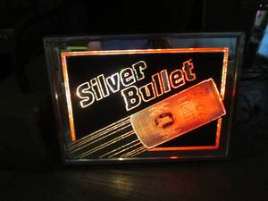 lot 254 image: (RM1) Vintage Lightup Silver Bullet...