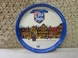 lot 262 image: (EW3) 12 Vinatge Old Style Beer Me...