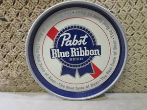 lot 270 image: (EW3) 13 Vintage Pabst Blue Ribbon...