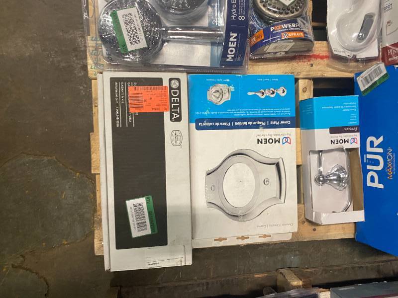 Lot of Moen Towel Bars, Shower Heads, and bathroom Decor
