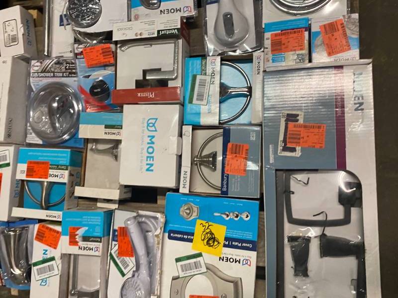 Lot of Moen Towel Bars, Shower Heads, and bathroom Decor