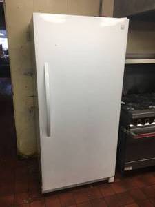 lot 1 image: Kenmore Freezer Measures 72 x 34 x 30 Fully Functional