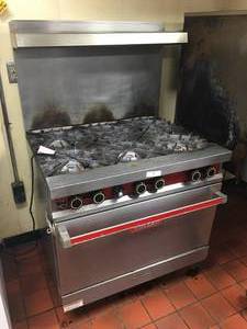 lot 2 image: Vulcan Commercial Grade Gas Stove & Oven 36 x 36 Cooking Surface-Fully Functional