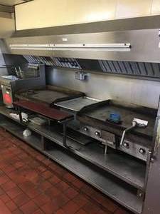 lot 24 image: 120 x 35 x 78 Electric Griddle System with Exhaust-Fully Functional