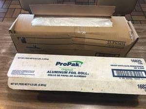 lot 38 image: Commercial Grade Aluminum Foil Roll & Freezer Storage Bags Lot