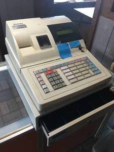 lot 71 image: Cash Register-Fully Functional