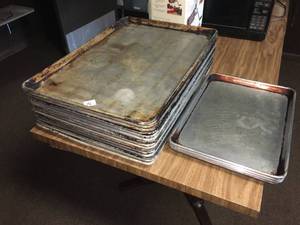 lot 76 image: Large Lot of Baking Trays