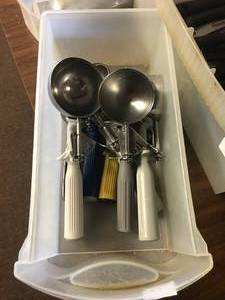 lot 89 image: Lot Stainless Steel Ice Cream Scoops