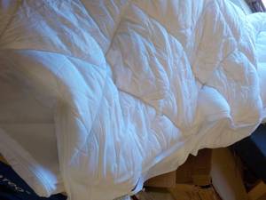 Full Size Serta Mattress Pad...