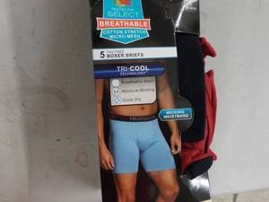 5 Tag Free Fruit of Loom Briefs siz...