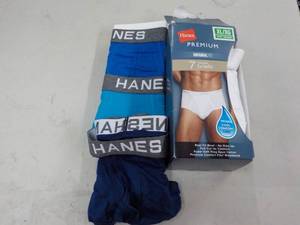 Hanes size XL tagless Briefs...