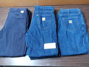 5 pair Flame Resistant Pants 1 Carhartt 34x30 Denim Pants - 2 Carhartt 34x32 Denim Pants - 2 Carhartt 34x32 Dungaree Pants