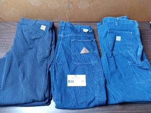 5 pair Flame Resistant Pants 2 Carhartt 36x36 Dungaree Pants - 2 Carhartt 36x36 Carpenter Denim Pants - 1 Bullwark 36x36 Carpenter Denim Pants