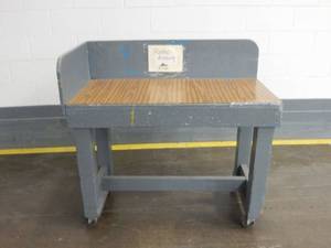 Heavy Duty Industrial Wood Rolling Work Bench