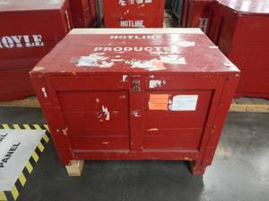 Large Vintage Brown and Bigelow Hotline Branded Heavy Duty Hinged&nbspWood Shipping Storage Cargo Crate Container