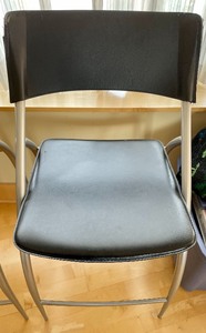 3 Barstools