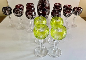 Delightful Decanter with 16 Small Glasses