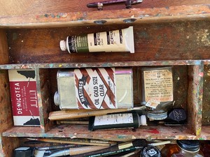 Fun Wooden Vintage Art w Contents