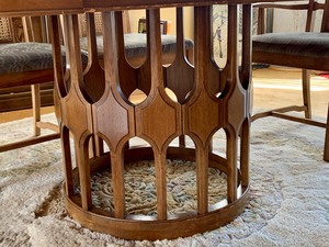 Mid Century Dining Room Table and Chairs