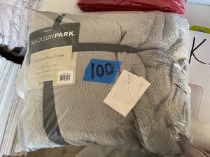 Madison Park Elma 60 x 70 Embossed Plush Throw