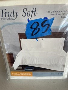 Truly Soft Everyday FullQueen Duvet Set