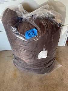 Cathay Home Inc. Plush Faux Fur and Sherpa Reversible FullQueen Comforter Set
