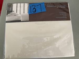 Hudson Park 500 Thread Count, 100 Percent Pima Cotton Iron Free Twin xl Fitted Sheet