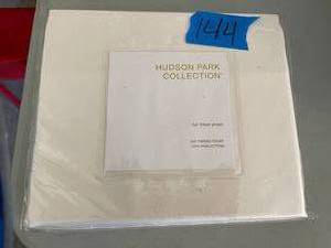 Hudson Park 500TC Iron Free Full Fitted Sheet Ivory