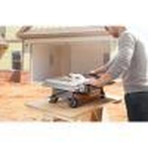 lot 34 image: 6.5 Amp Corded 7 in. Table Top Wet Tile Saw