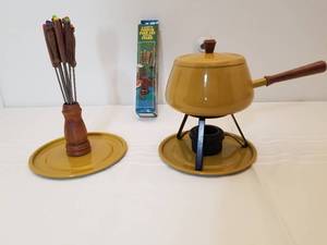 Vintage Fondue Set
