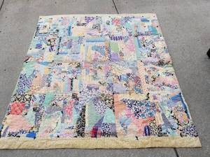 Vintage Handmade Quilts