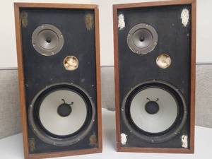 Vintage Rectilinear Speakers