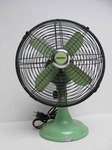 lot 10 image: Vintage Style Holmes Green Desk Fan