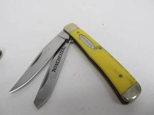 lot 39 image: Lot of 3 WINCHESTER Folding Pocket Knives