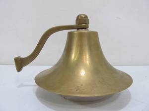 lot 112 image: Vintage Brass Dinner Bell