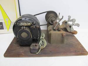 lot 168 image: Vintage Independent Lock company ILCO Key Cutting Machine wPattern Catalog