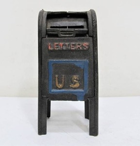 lot 268 image: Cast Iron US MAIL Mailbox Bank