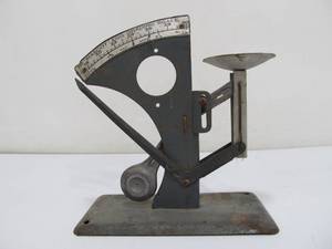 lot 284 image: Old Vintage MASCOT Egg Grading Scale