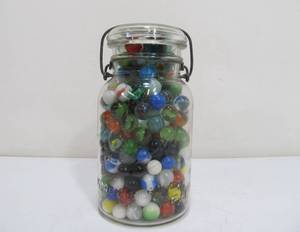lot 292 image: Old Atlas Canning Jar FULL of Vintage Marbles