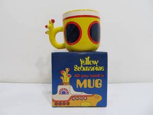 lot 297 image: Brand New BEATLES Yellow Submarine Coffee Mug