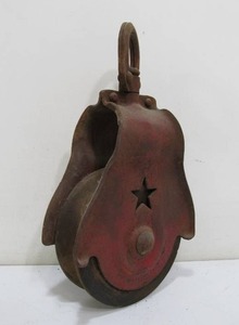 lot 331 image: Cast Iron & Wood Industrial Star Pulley