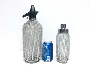lot 362 image: Behind The bar Metal Mesh Seltzer Soda Siphon Bottle & Matching Shaker