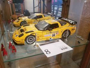 lot 8 image: 2004 Chevrolet Corvette C5R Race Car Die-cast Metal Replica Model by GMP