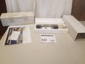 lot 60 image: Semi Tractor-Tanker Trailer Die-cast Metal Replica Model by Matchbox Collectibles (in original packaging)