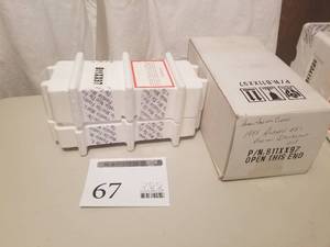 lot 67 image: 124 Scale 1935 Auburn 851 Boattail Speedster Die-cast Metal Replica Model by Franklin Mint (in original packaging)