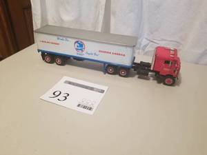 lot 93 image: Kenworth Semi Tractor-Trailer Die-cast Metal Replica Model