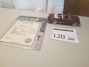 lot 120 image: 124 Scale 1953 Buick Skylark Convertible Die-cast Metal Replica Model by Danbury Mint