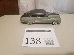 lot 138 image: 124 Scale 1948 Buick Eight Coupe Die-cast Metal Replica Model