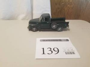 lot 139 image: 124 Scale 1953 Chevrolet Step-Side Pickup Truck Die-cast Metal Replica Model by Danbury Mint