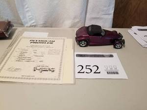 lot 252 image: 124 Scale 1997 Plymouth Prowler Convertible Die-cast Metal Replica Model by Danbury Mint